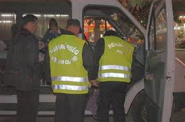 Kozel_7_millios_cigarettafogas_a_rajkai_hataratkelonel