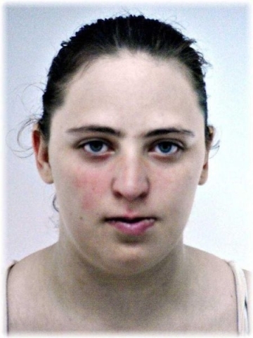 Eltunt_lanyt_keres_a_rendorseg