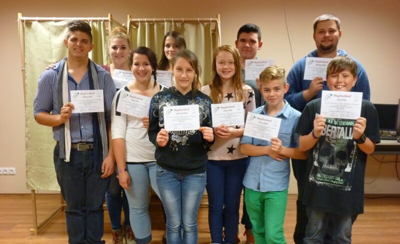 Megalakult_az_uj_leveli_GYoK