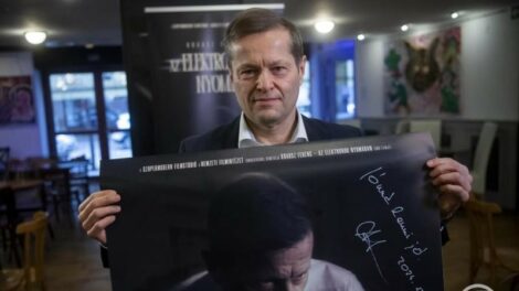 A legjobb dokumentumfilm díját nyerte el Krakkóban a Krausz Ferenc – Az elektronok nyomában című alkotás
