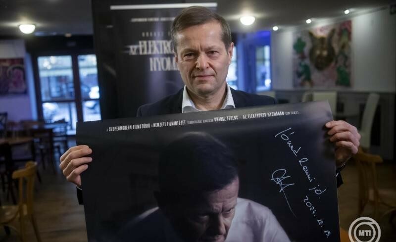 img_A_legjobb_dokumentumfilm_dijat_nyerte_el_Krakkoban_a_Krausz_Ferenc_-_Az_elektronok_nyomaban_cimu_alkotas