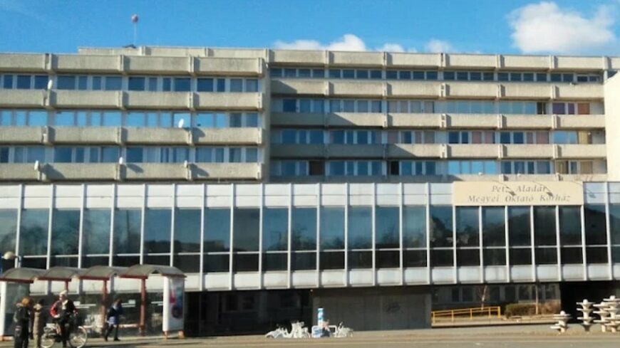 img_Feloldottak_a_latogatasi_tilalmat_a_korhazban-1