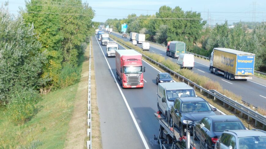 img_Harom_kilometeres_torlodas_Tatabanyanal-1