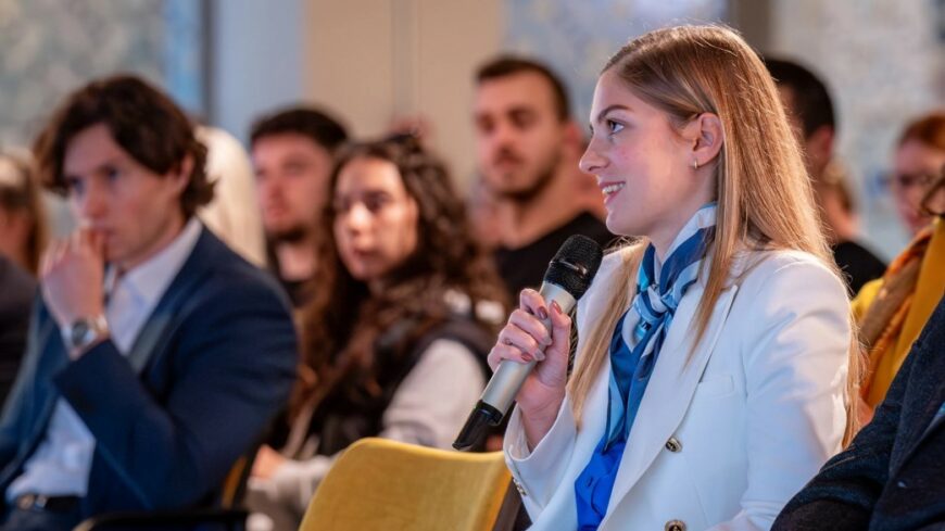 img_Kerdezd_a_minisztert____Ez_erdekelte_fokent_a_hallgatokat-1