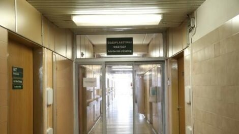 Látogatási tilalom az Égésplasztikai Osztályon