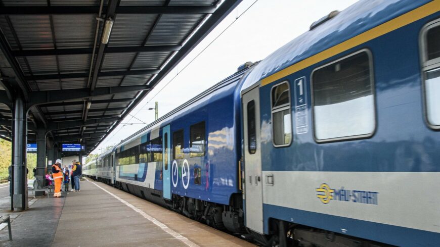 img_Vasutkozlekedes__a_karok_sajnos_sulyosabbak__mint_amilyennek_tegnap_ejjel_tuntek-1