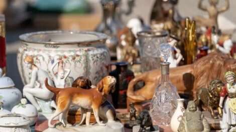 Régiségvásár, parkolás