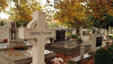 Téli nyitvatartásra térnek át a győri köztemetők