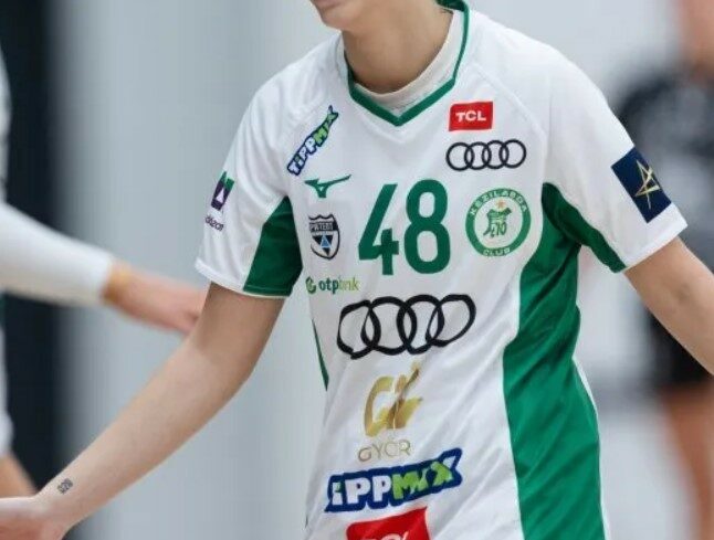 img_A_noi_keziseket_zaklatta__de_a_lanyok_elkaptak-1