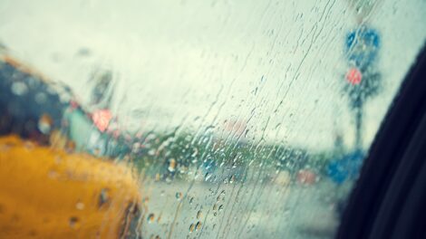 Enyhe, de felhős, borult időt hoz a Mikulás