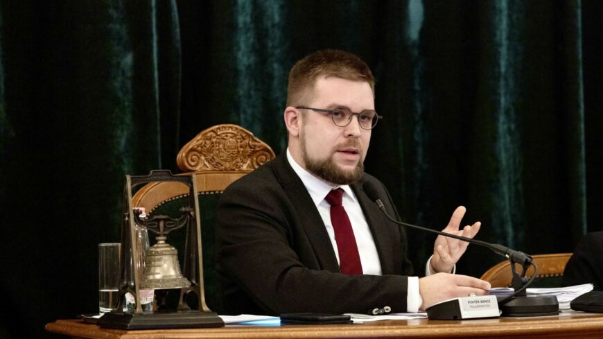 img_Ezert_tett_feljelentest_Pinter_Bence-1