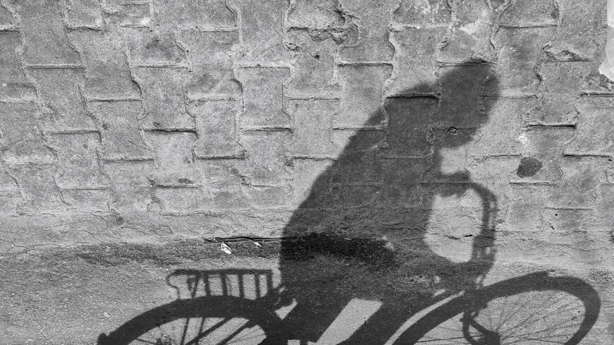 img_Ranyitotta_a_kamionajtot_a_kerekparosra