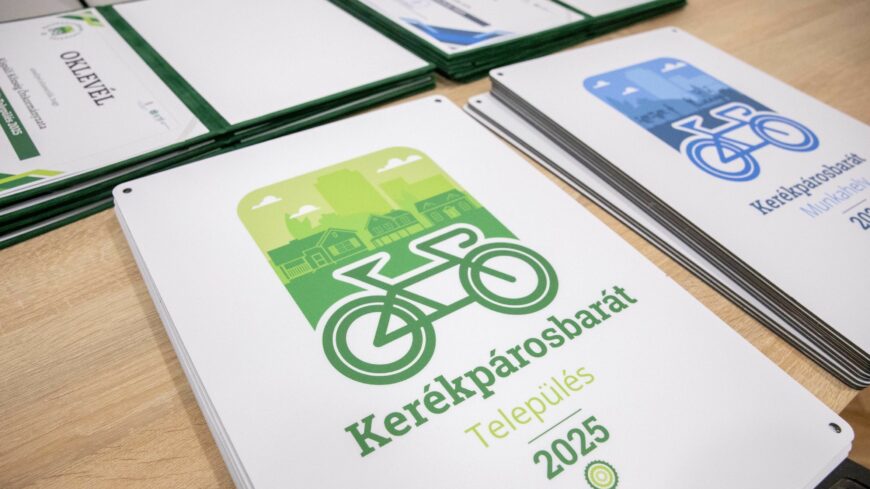 img_atadtak_a__Kerekparosbarat__dijakat-2