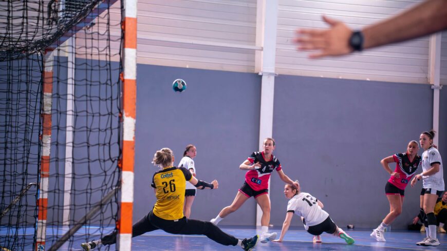 img_Europai_ifjusagi_kezilabdaliga_-_Gyor_is_indul_az_elso_noi_idenyben