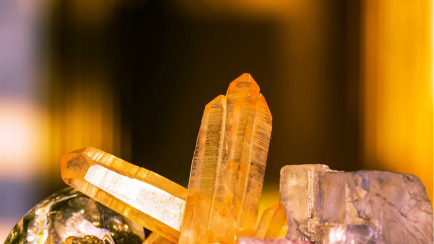 img_Negyvenkettedik_alkalommal_varja_a_latogatokat_a_Miskolci_Nemzetkozi_asvanyfesztival-2