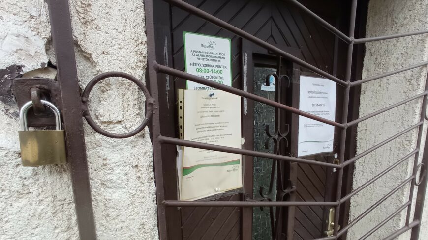 img_Vadat_emeltek_a_volt_gyorsovenyhazi_postasno_ellen-1