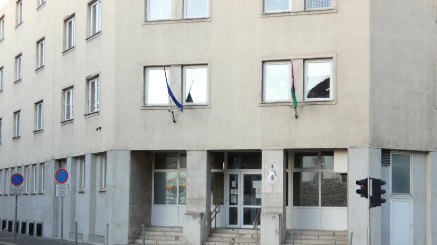 img_A_jardan_a_bicikliuton_kocsival_uldozte_haragosat