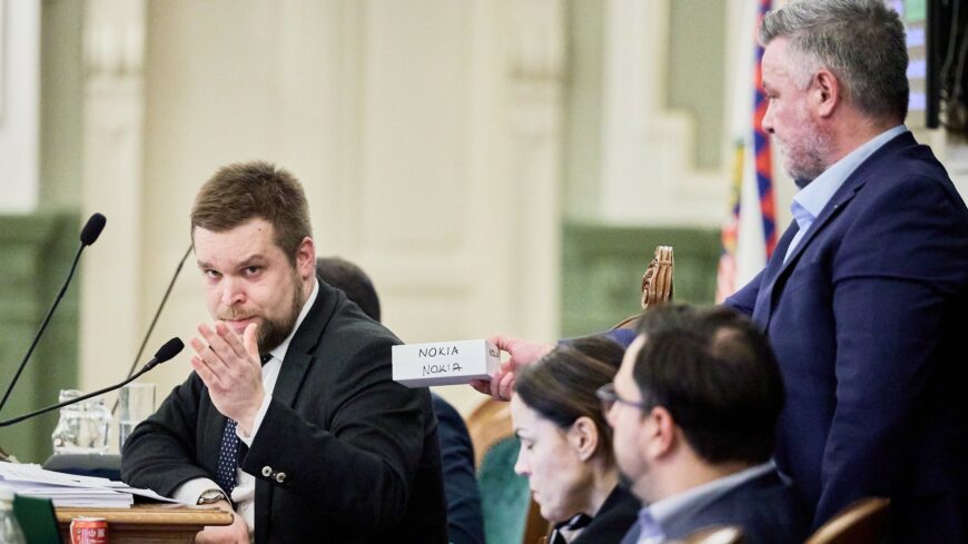 img_Pinter_Bence___LEVeL_eRKEZETT__VaLASZ_NEM_-3