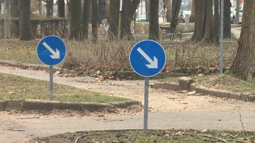 img_Erzsebet_liget__kezdodik_a_felujitas-1