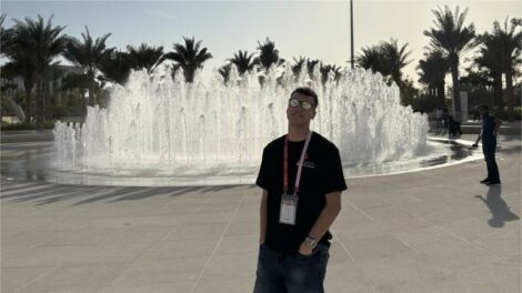 Győri diák a világ élvonalában: A Jedlikből Abu-Dzabiba vezet Simita Márk útja