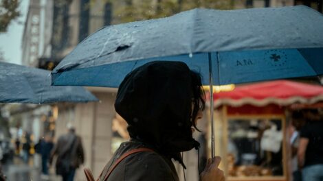 Hűvös, csapadékos idő a hét elején, de húsvétvasárnap már ismét napsütés várható