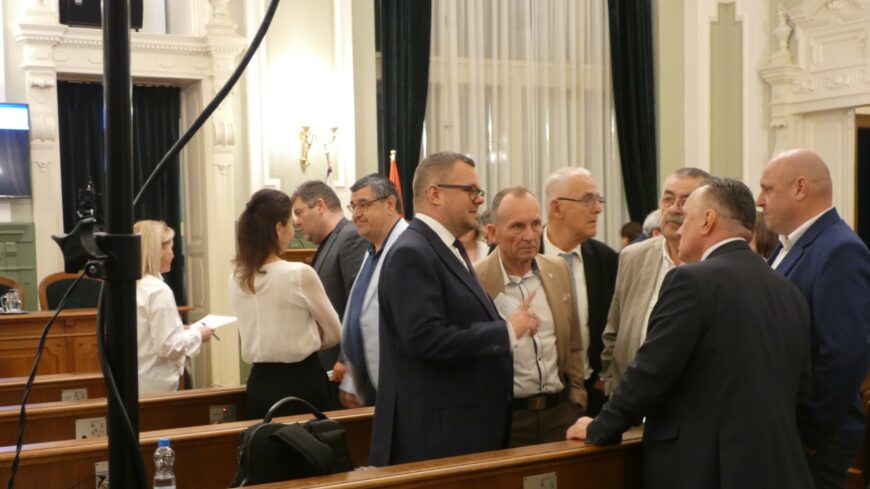 img_Most_a_Fidesz_lepett_varatlant__de_elfogadtak_Gyor_koltsegveteset-1