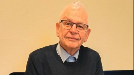 Életműdíjat kapott Niederland Tamás győri gyermekorvos