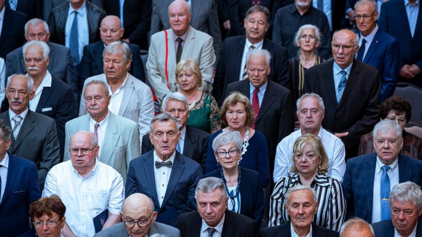 img_Felevszazada_diplomaztak_a_mai_Szechenyin