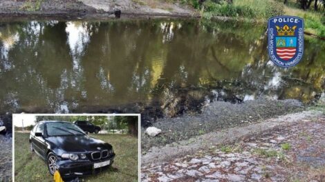 Bedrogozva belehajtott a Rábcába egy férfi Győrben