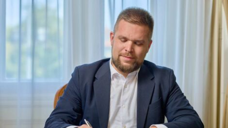 Ezt jelenti Győrnek a szolidaritási hozzájárulás – ismét posztolt a polgármester