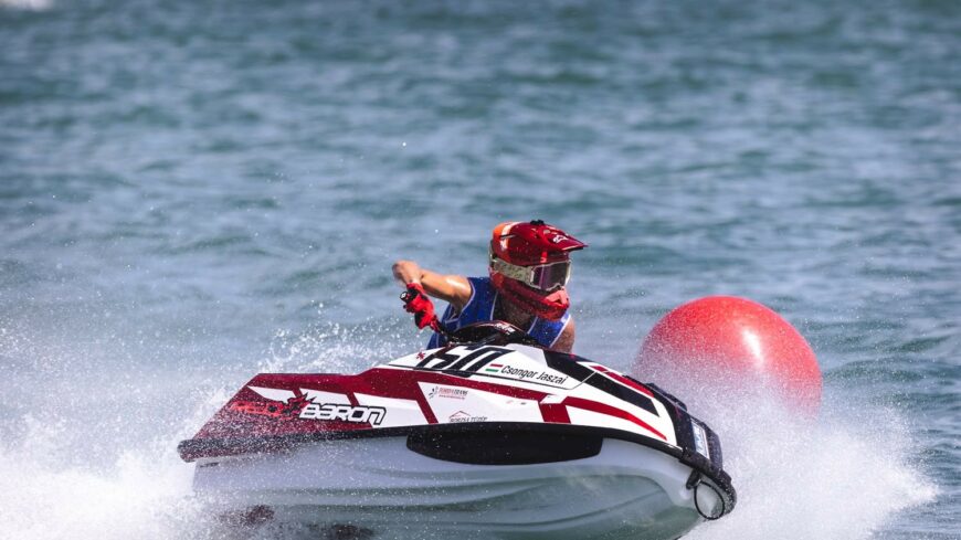 img_Jet-ski_Magyar_Nagydij___Het_magyar_erem_a_gyori_vilagversenyen