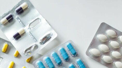 Szeptembertől áfamentessé válnak a vényköteles gyógyszerek – Magyar Péter új intézkedést jelentett be