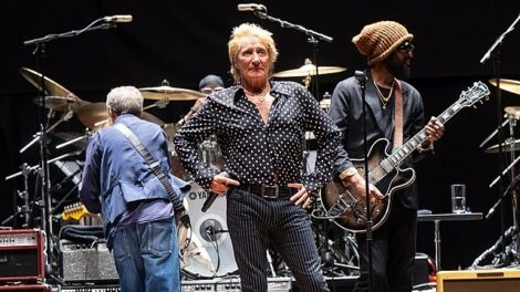 Lemondta turnéját Rod Stewart