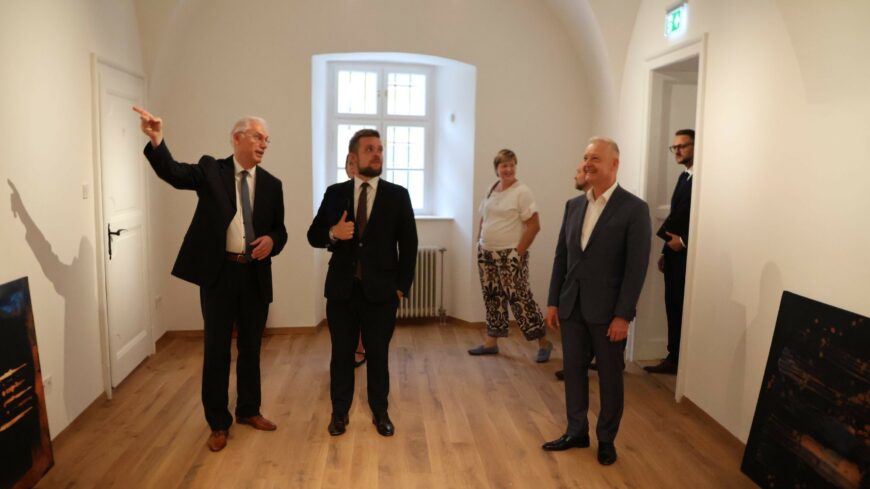 img_Megujult_a_Magyra_Ispita__kortars_kiallitassal_nyitott