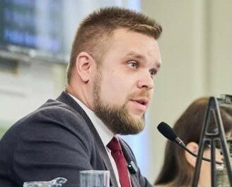 Pintér Bence a minisztériumi vizit után: jelképes szolidaritásiadó-csökkentés lesz 2027-ben